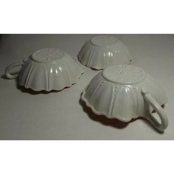 Vtg Lot of 3 Anchor Hocking White Peach Handled Candy Dish nappy leaf cup bowl - Picture 9 of 9
